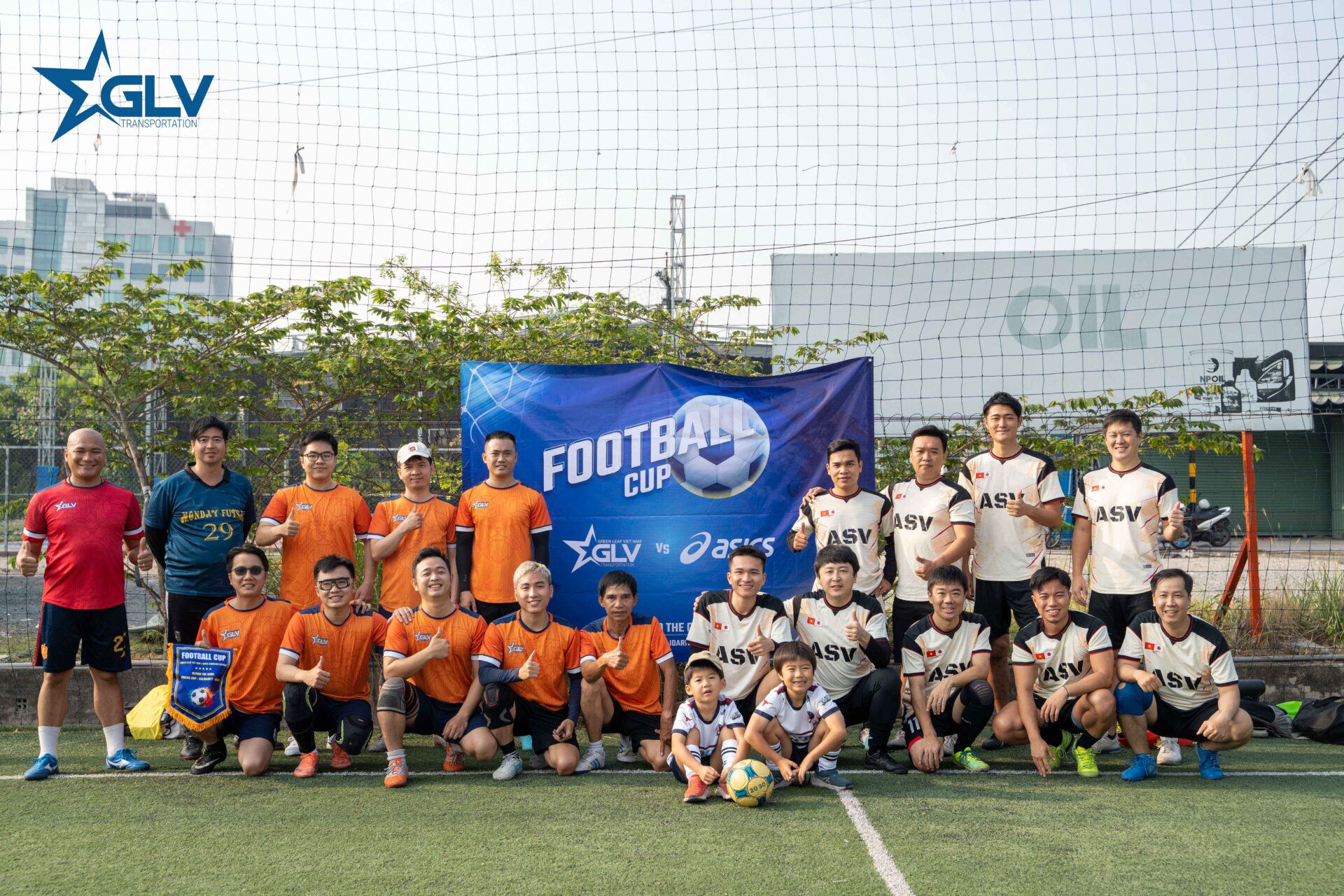 Giày thể thao Asics